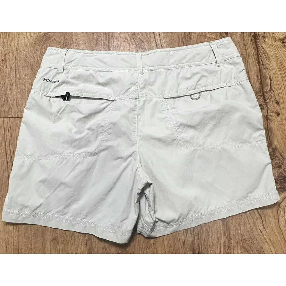 Columbia Women’s Beige Shorts Sun Protection Cargo Omni Shade Adj Waist Size 10